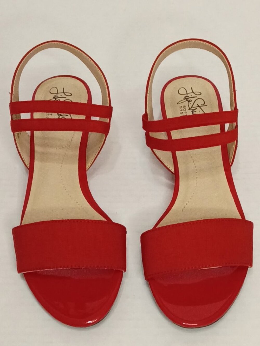NIB LifeStride Yolo Red Low Wedge Sandals Size Women's 8M Comfort Strappy Shoes